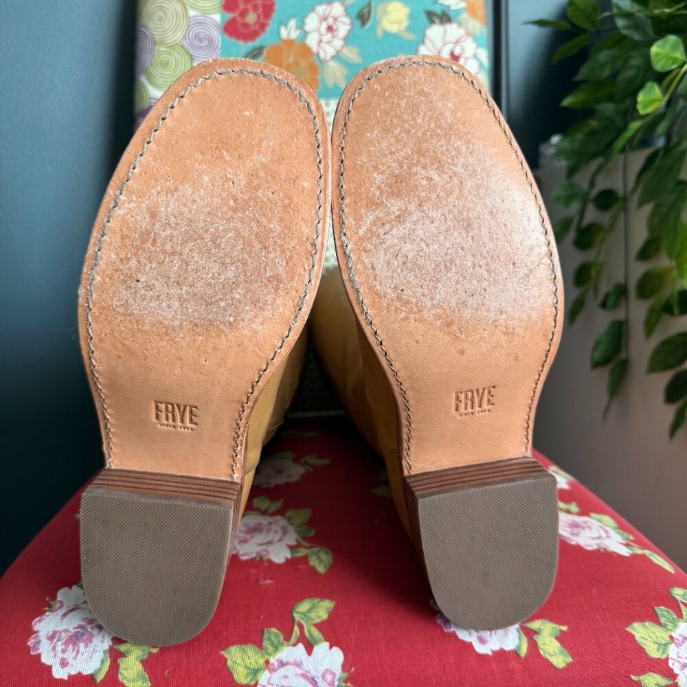 Frye Campus 14L Wide Calf - Banana - Picture 7 of 9